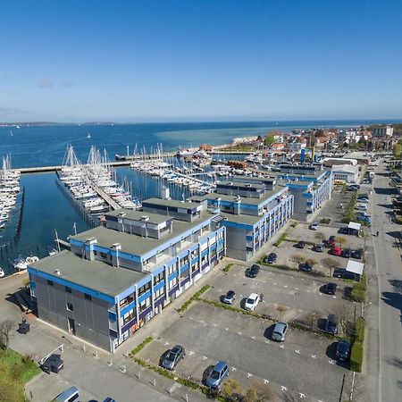 Boern Brn Ankerplatz Leilighet Laboe Eksteriør bilde